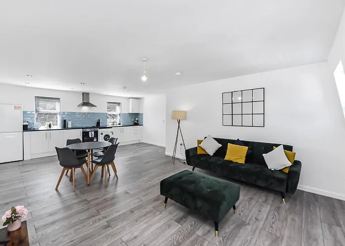 Cosy 3Br Urban Oasis In London