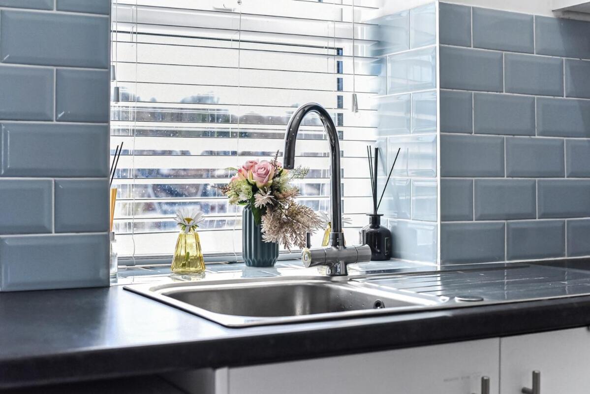 Cosy 3br Urban Oasis In London